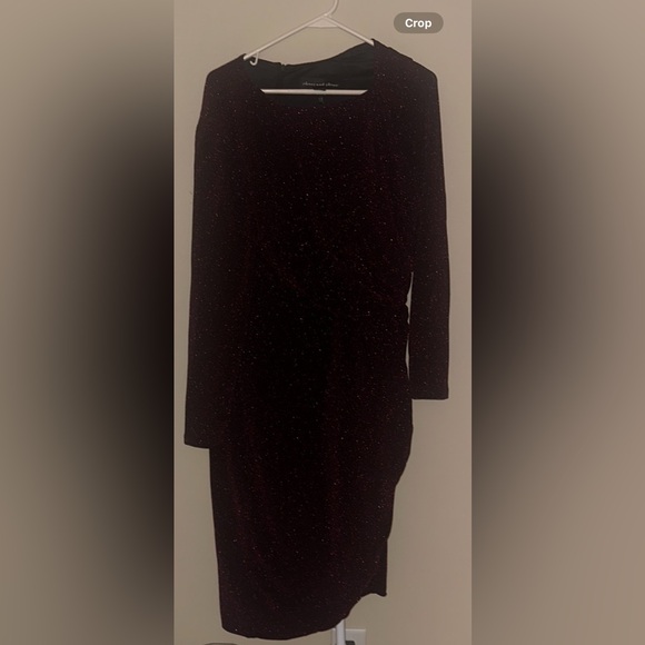 Long sleeve dress. - Picture 5 of 10